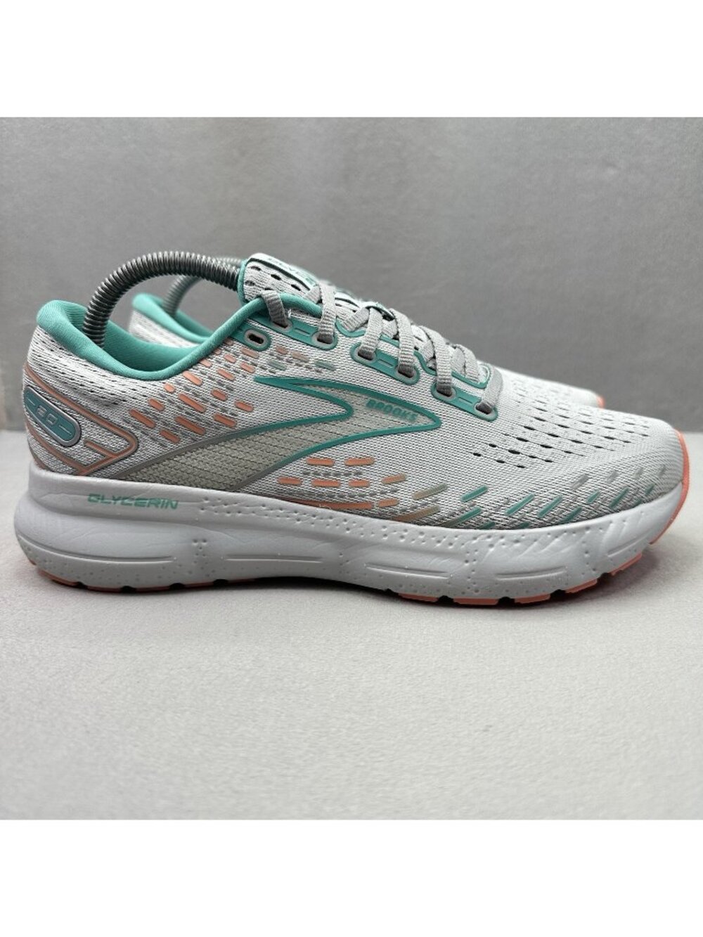 Womens Size 9.5 (B) Brooks Glycerin 20 Shoes Oyster / Coral Running Sneakers